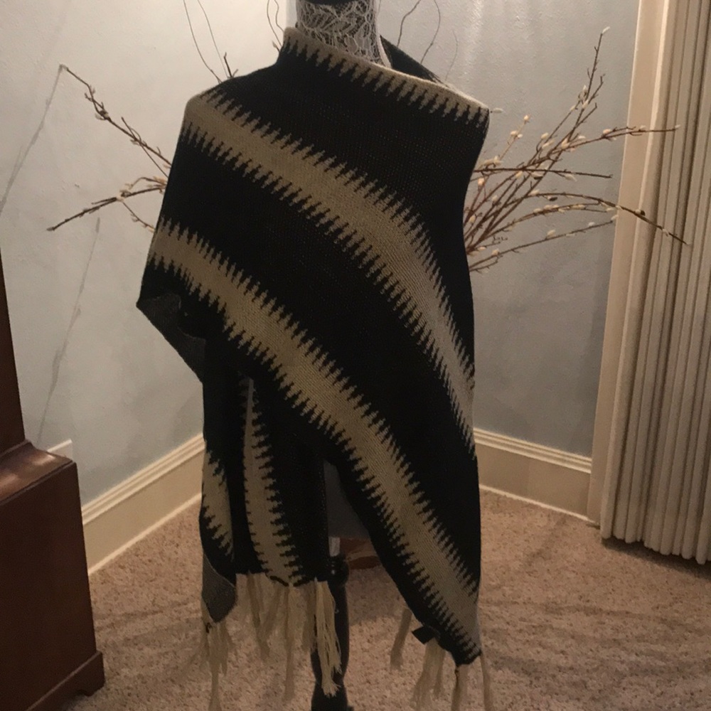 Black and Tan poncho